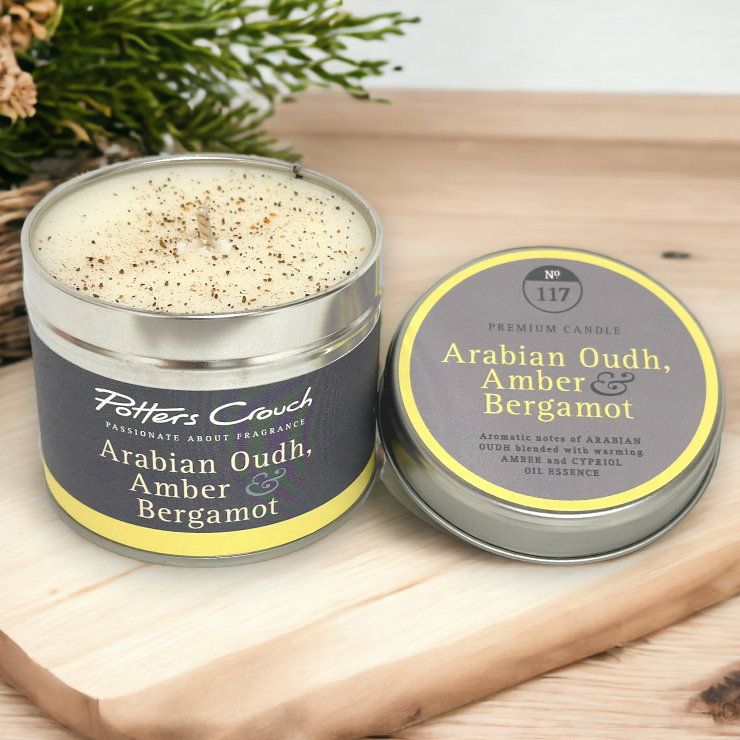 Warm notes of comforting Arabian Oudh, with a dash of citrus.